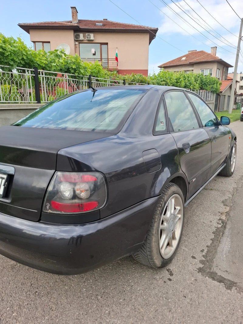 Audi A4 1.8, снимка 13 - Автомобили и джипове - 50606983
