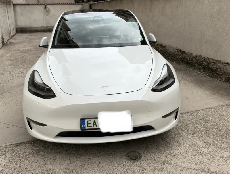 Tesla Model Y Long Range AWD - Първи собственик, снимка 3 - Автомобили и джипове - 51671148