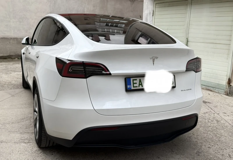 Tesla Model Y Long Range AWD - Първи собственик, снимка 5 - Автомобили и джипове - 51671148