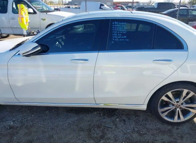 Mercedes-Benz C 300, снимка 5 - Автомобили и джипове - 49270215