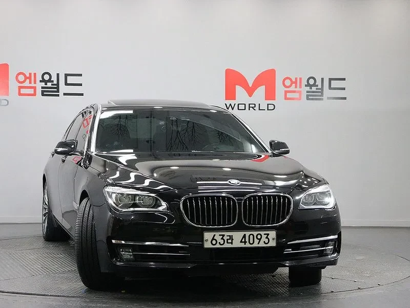 BMW 740 Li Individual, снимка 2 - Автомобили и джипове - 53334715