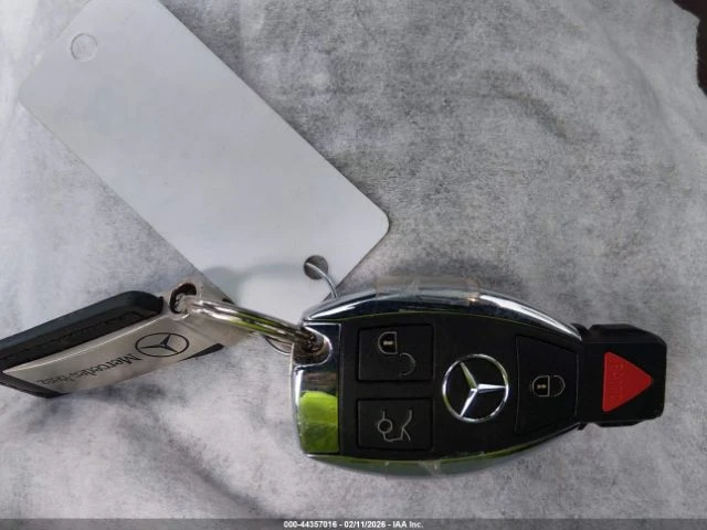 Mercedes-Benz C 300 4MATIC, снимка 9 - Автомобили и джипове - 53810645