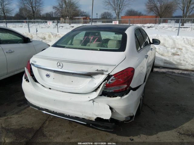 Mercedes-Benz C 300 4MATIC, снимка 4 - Автомобили и джипове - 53810645