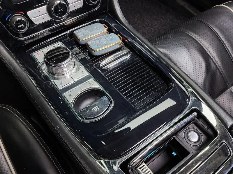 Jaguar Xj 5.0 Portfolio | Mobile.bg � ����������� 9