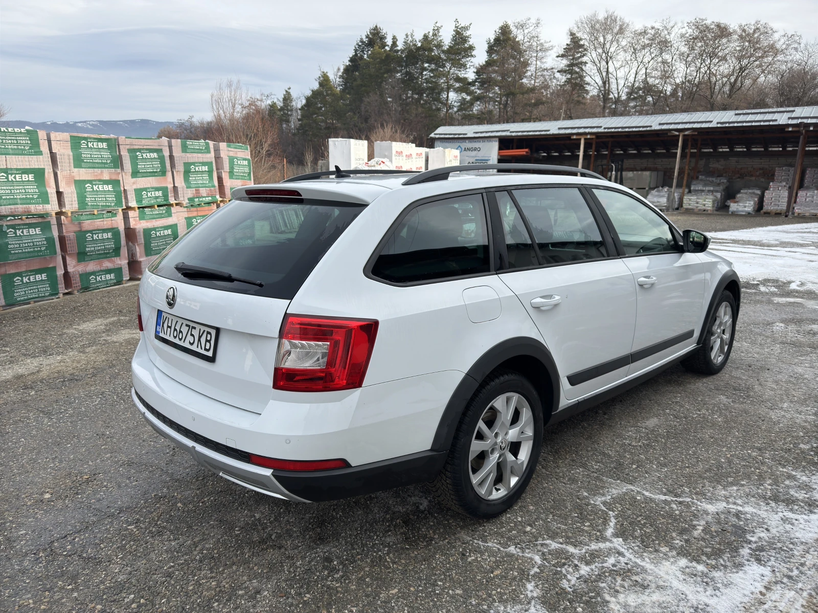 Skoda Octavia SCOUT 2.0TDI 4X4 - изображение 6