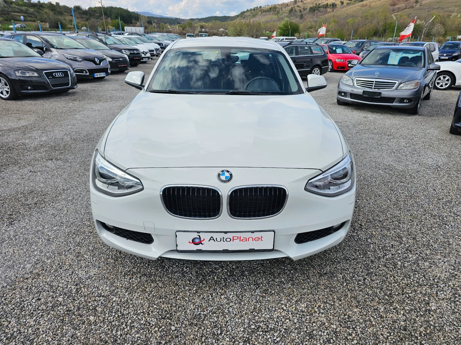 BMW 118 2.0 D  143kc  - изображение 2