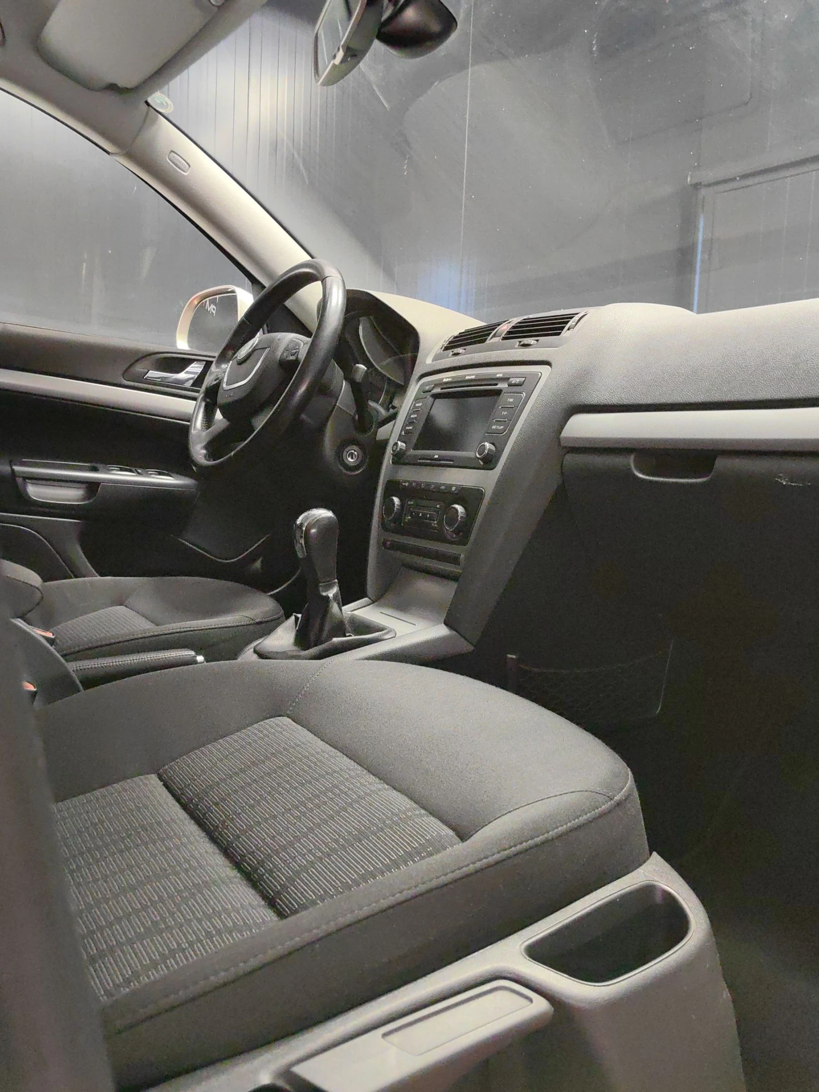 Skoda Octavia 1.9TDI/ЛИЗИНГ/173000KM/ТЕМПОМАТ/КАТО НОВА - изображение 5