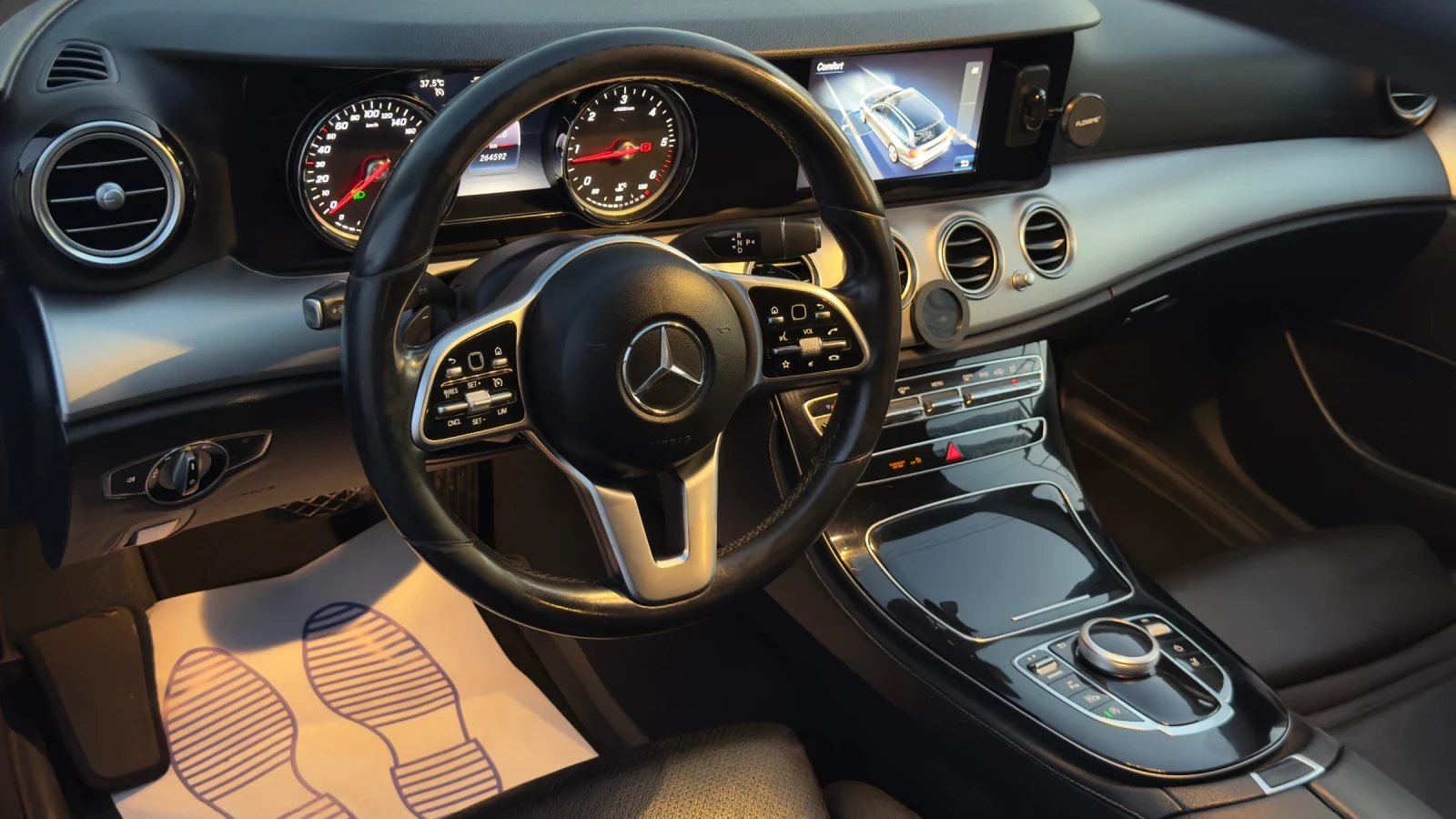 Mercedes-Benz E 220 AMG 195 КОНЯ - изображение 6