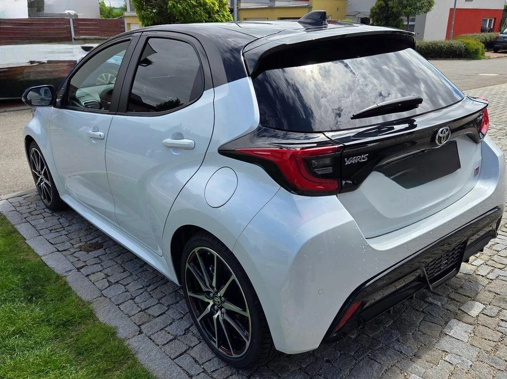 Toyota Yaris 1.5 HEV GR SPORT 131 KC TOP FULL - изображение 7