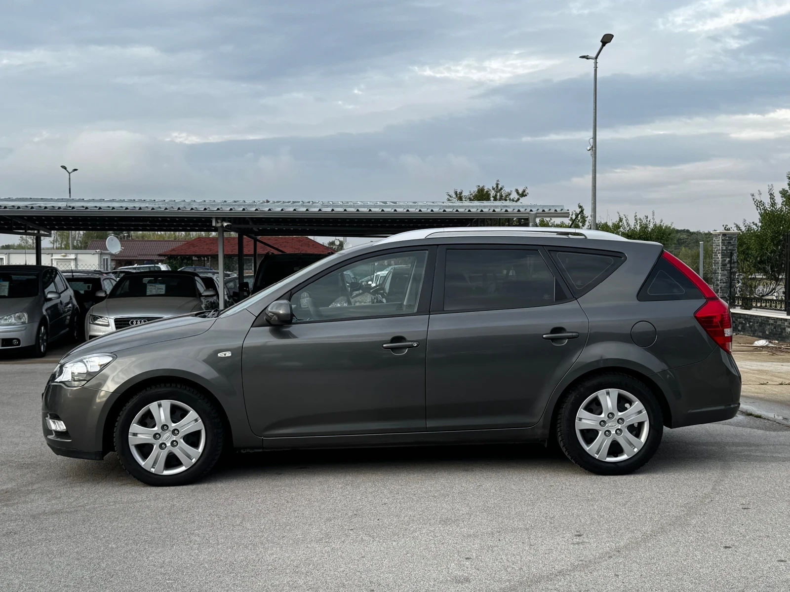 Kia Ceed 1.6CRDI - изображение 2