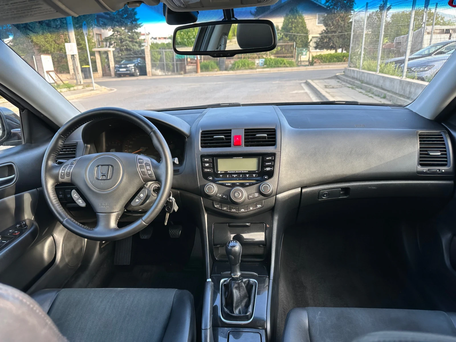 Honda Accord 2.0 - изображение 9