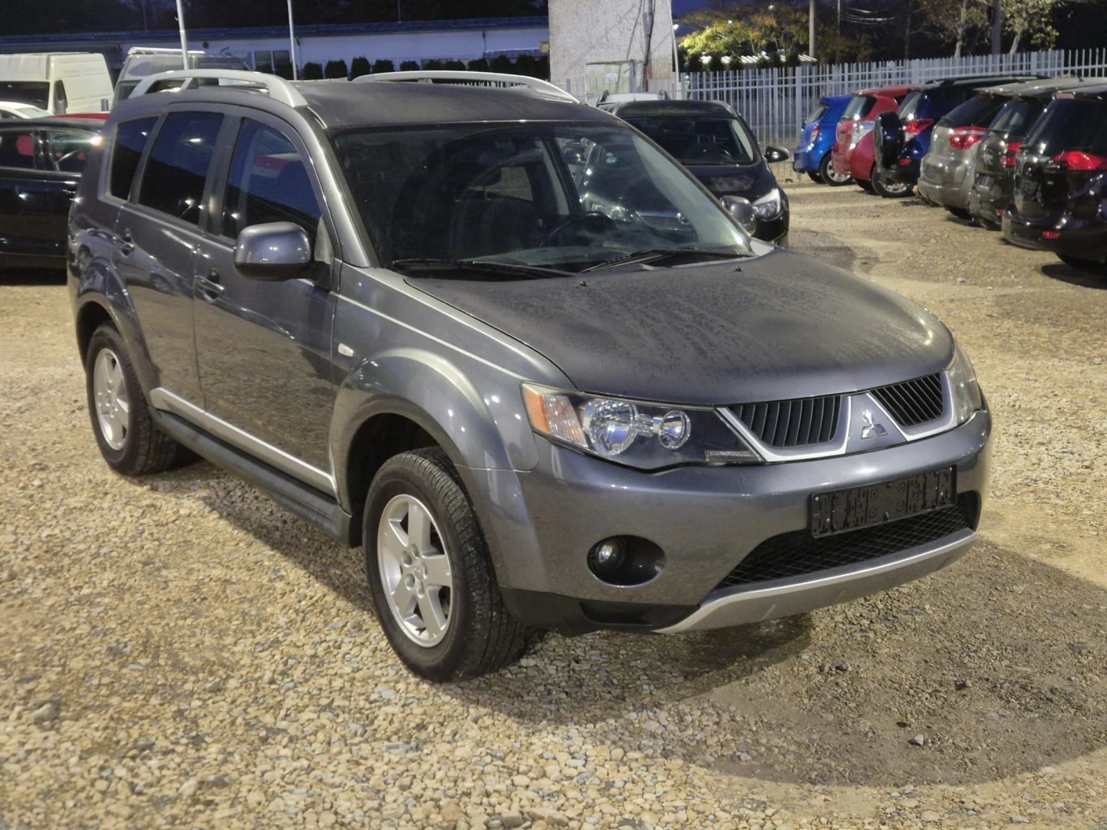 Mitsubishi Outlander 2.4I | Mobile.bg   8