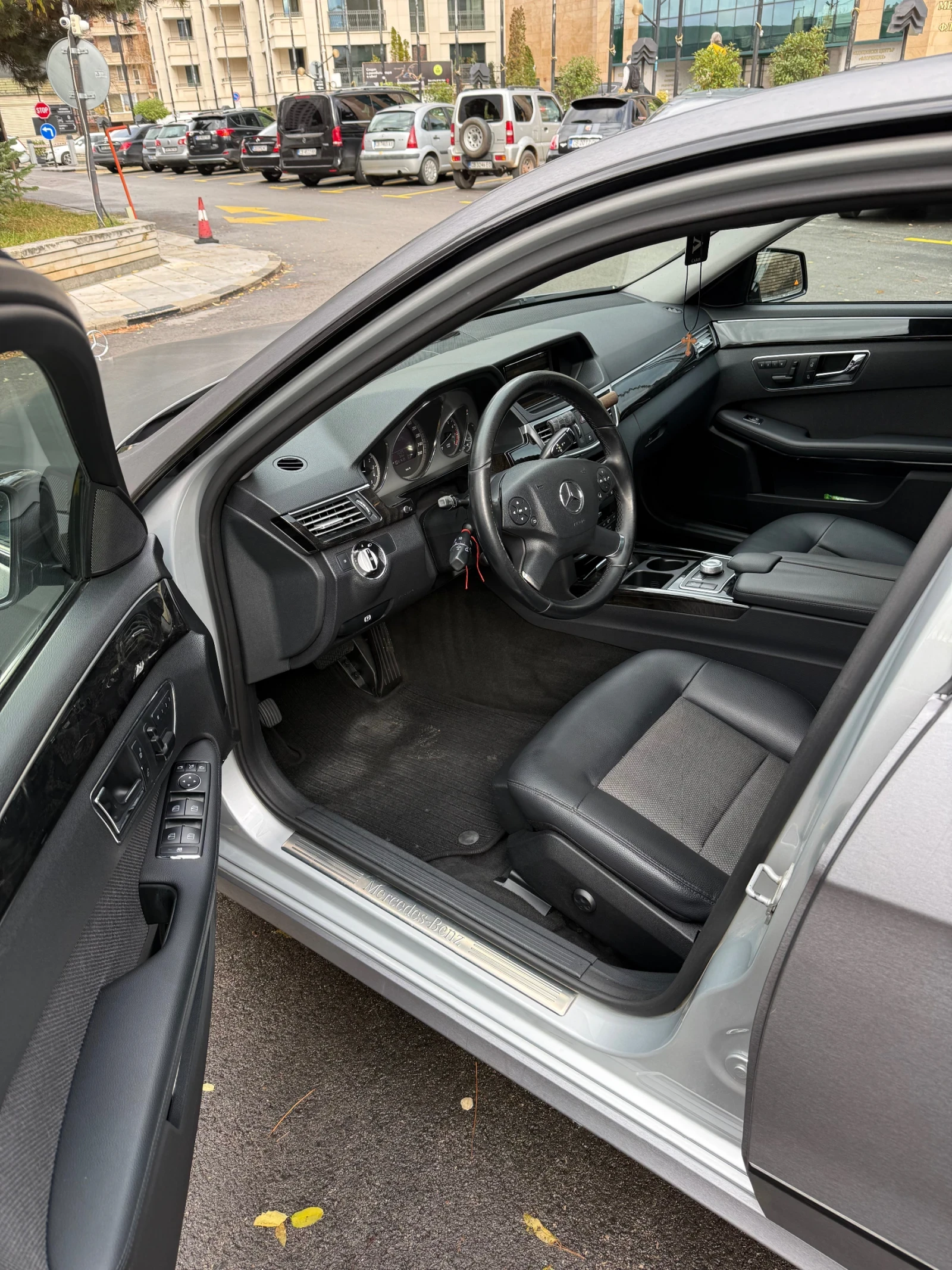 Mercedes-Benz E 350 4 Matic - изображение 5