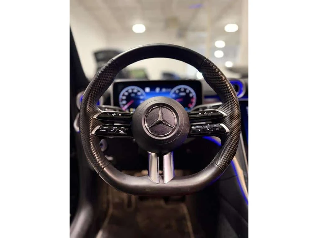 Mercedes-Benz C 300 * | AMG PKG | NIGHT PKG| RED INT * CARFAX * ЦЕНА Д, снимка 12 - Автомобили и джипове - 53748343