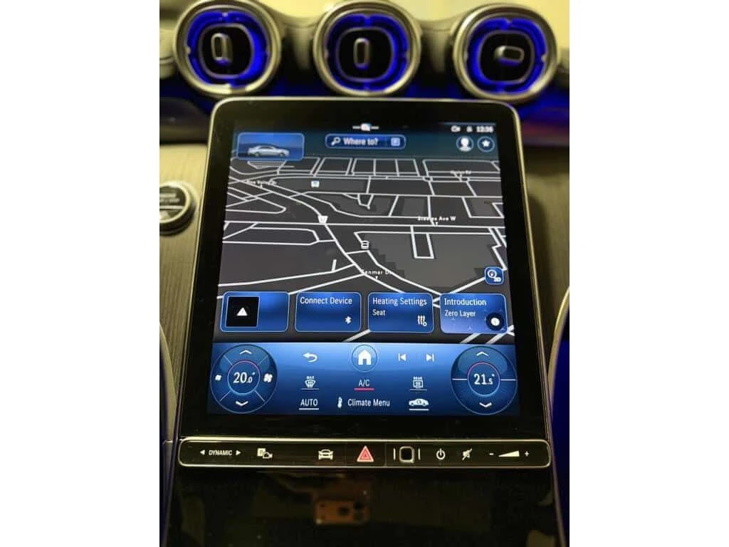 Mercedes-Benz C 300 * | AMG PKG | NIGHT PKG| RED INT * CARFAX * ЦЕНА Д, снимка 14 - Автомобили и джипове - 53748343