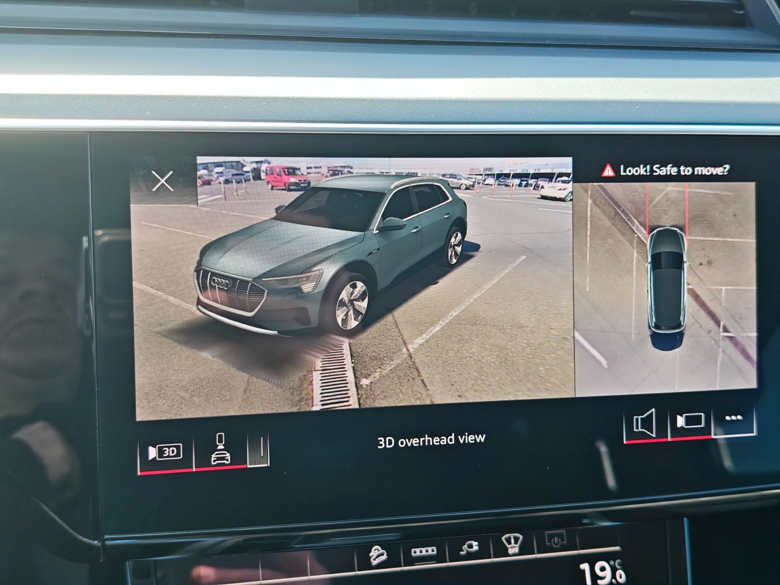 Audi E-Tron 55 Quattro Advanced, 360 камера, снимка 14 - Автомобили и джипове - 53999392