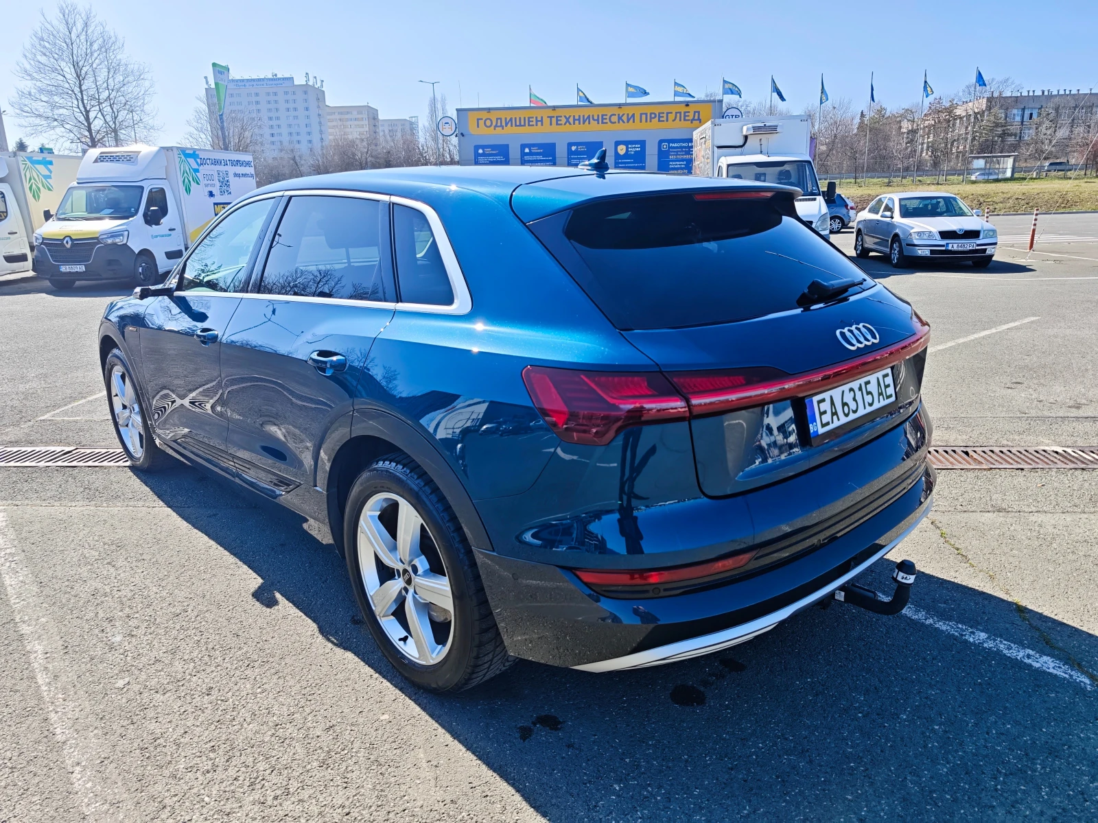 Audi E-Tron 55 Quattro Advanced, 360 камера, снимка 4 - Автомобили и джипове - 53999392
