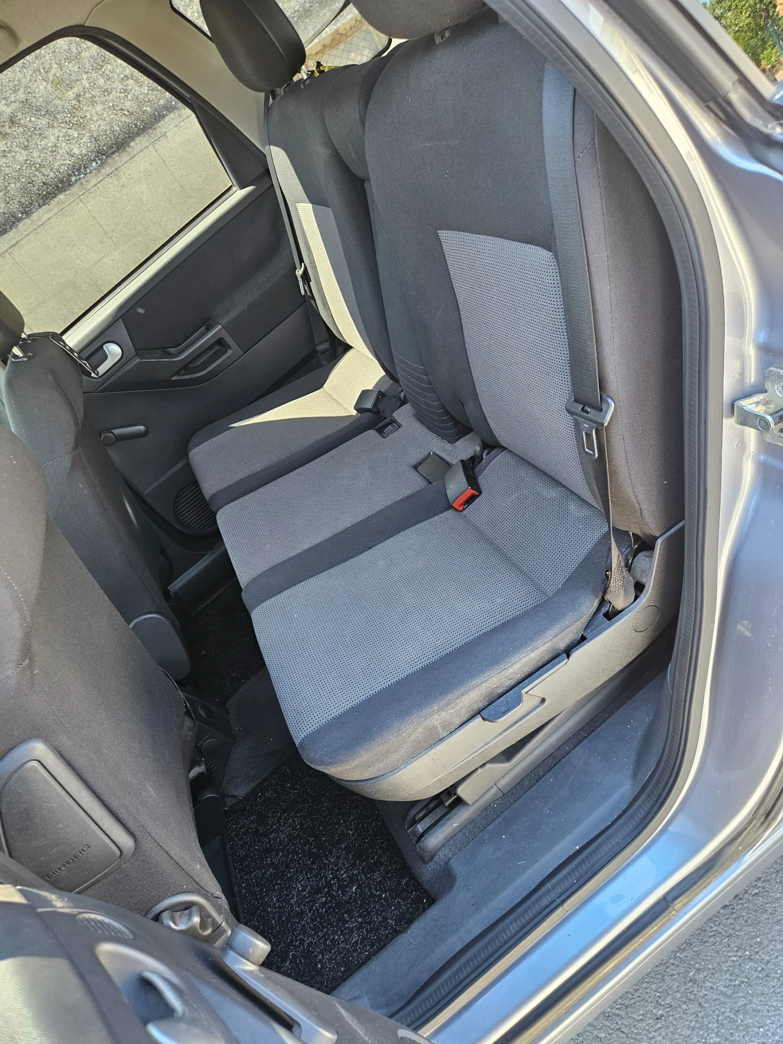 Opel Meriva, снимка 13 - Автомобили и джипове - 54718404