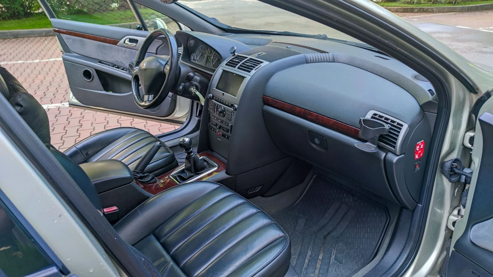 Peugeot 407 2.0 HDI, снимка 12 - Автомобили и джипове - 54864007