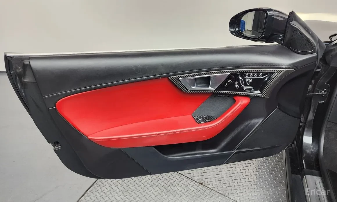 Jaguar F-Type ШИБЕДАХ* ЧЕРВЕНА КОЖА* СЕРВИЗНА ИСТОРИЯ, снимка 12 - Автомобили и джипове - 55089061