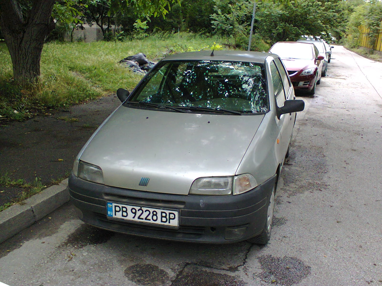 Fiat Punto 1.2 Газ-Бензин Климатик Обслужен 4 врати , снимка 12 - Автомобили и джипове - 55236756