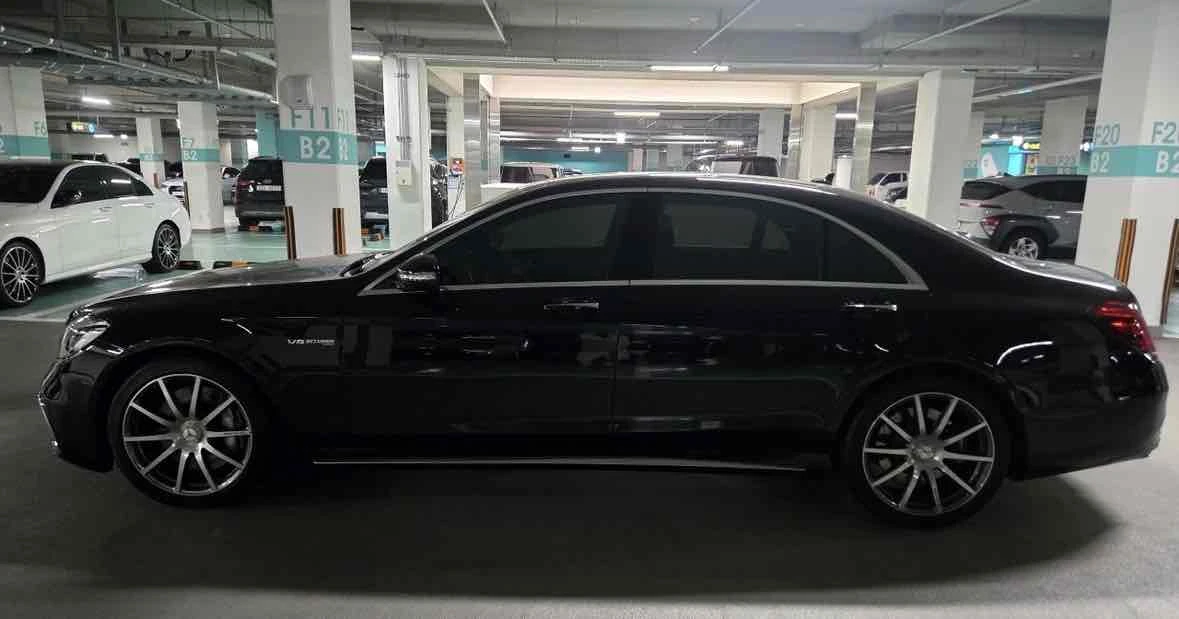Mercedes-Benz S 63 AMG S-Class S63 AMG 4MATIC, снимка 3 - Автомобили и джипове - 55596189