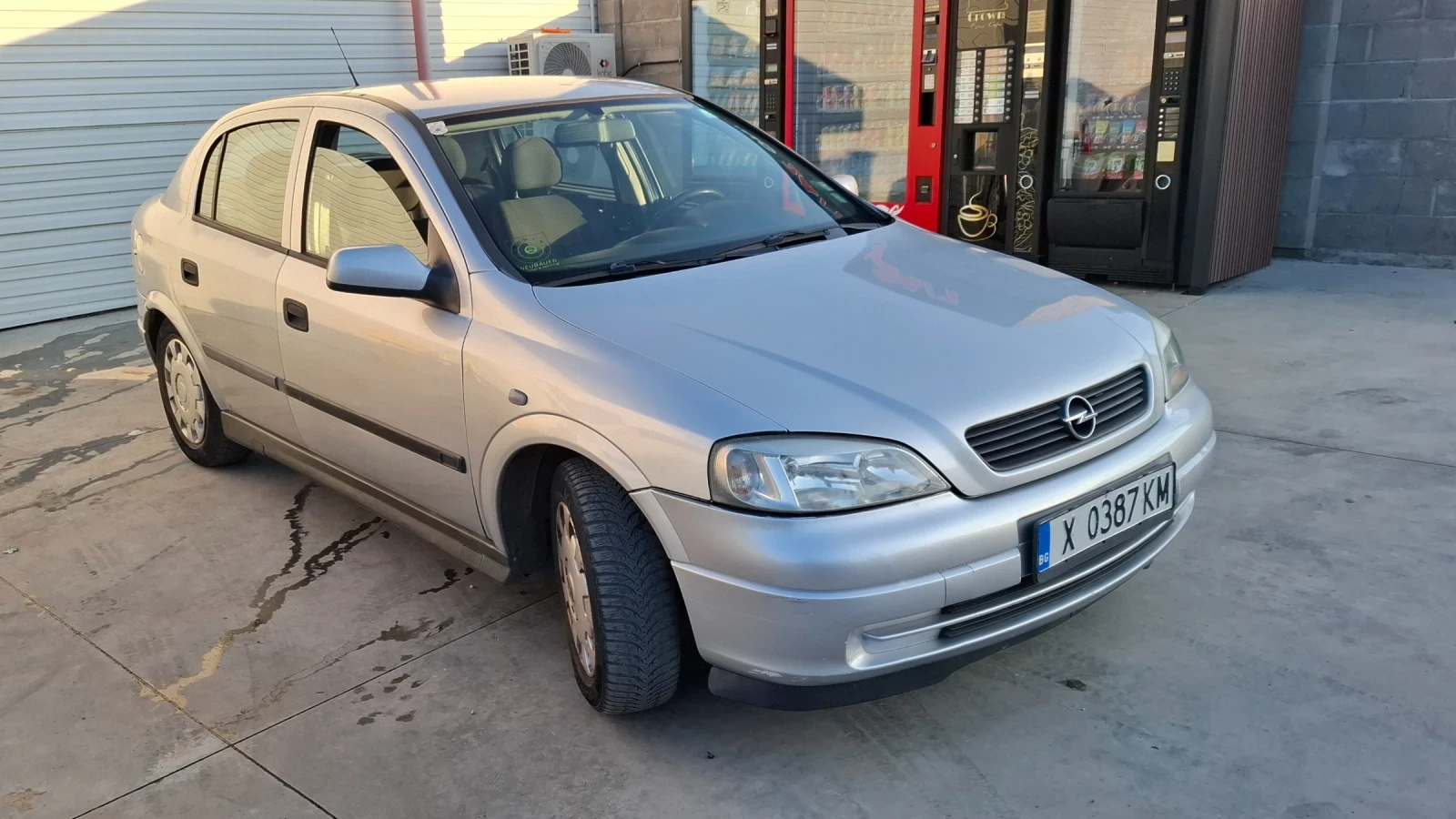 Opel Astra, снимка 2 - Автомобили и джипове - 56147982