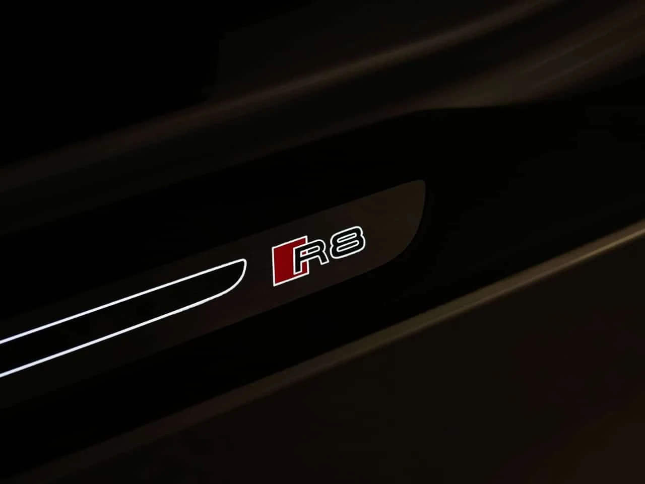Audi R8 * MANUAL | B&O | NAV PKG * CARFAX *  | Mobile.bg � ����������� 10