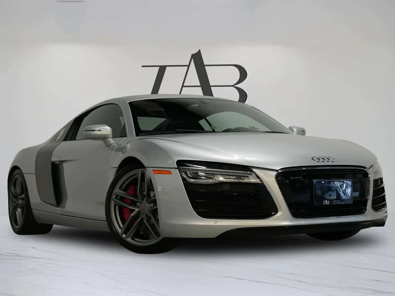 Audi R8 * MANUAL | B&O | NAV PKG * CARFAX *  | Mobile.bg � ����������� 2