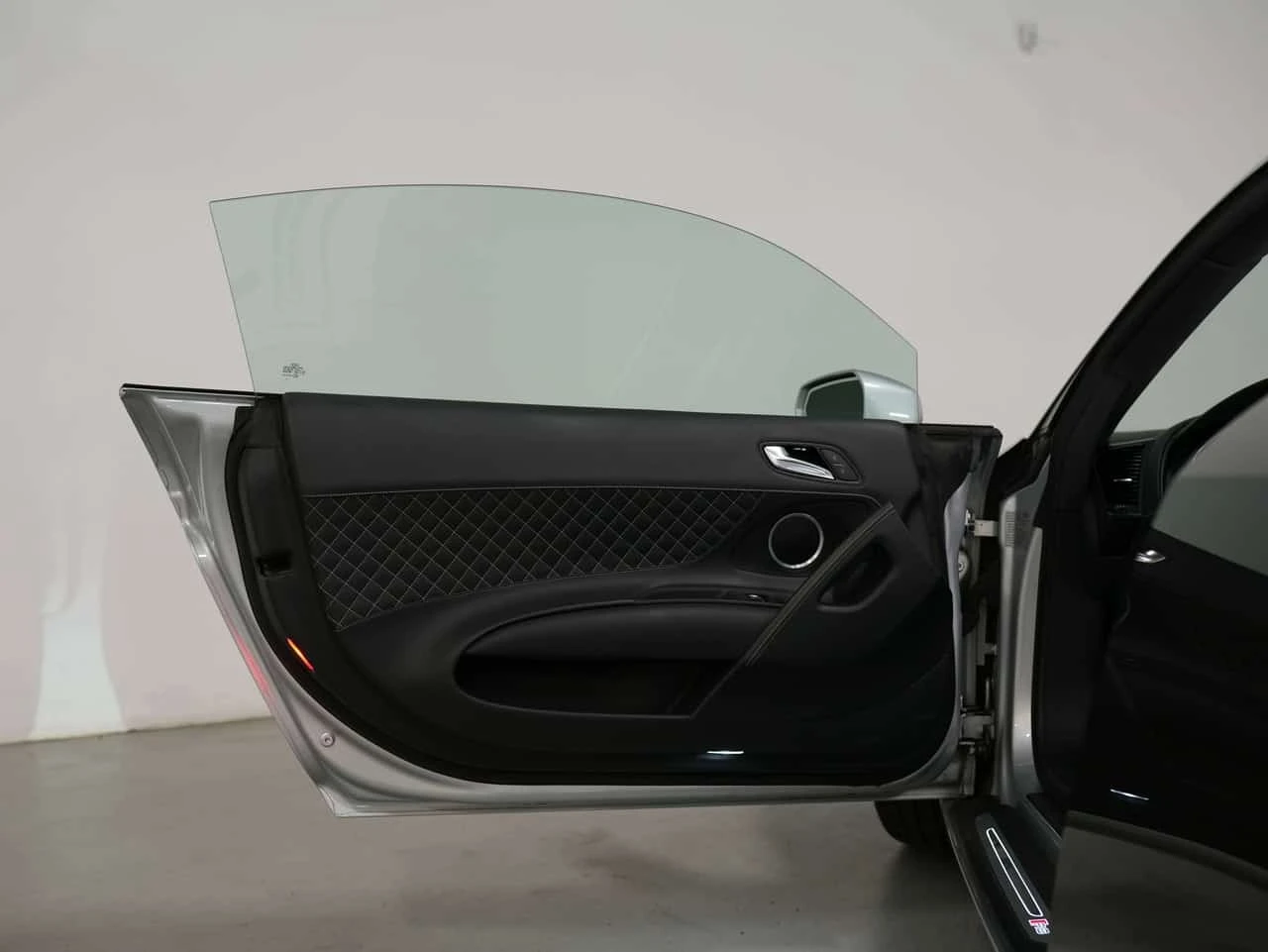 Audi R8 * MANUAL | B&O | NAV PKG * CARFAX *  | Mobile.bg � ����������� 9