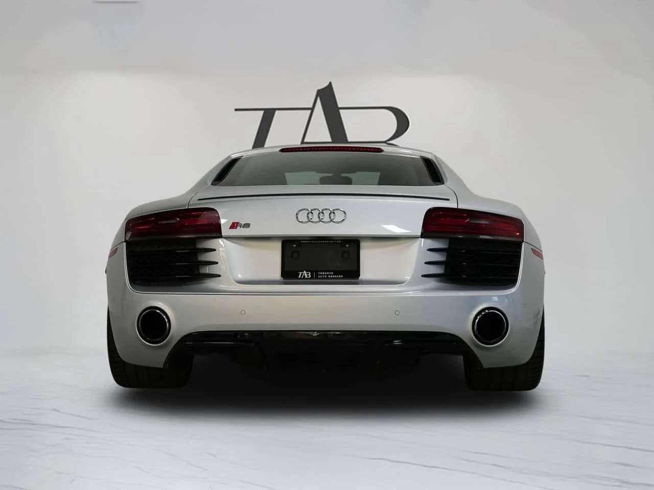 Audi R8 * MANUAL | B&O | NAV PKG * CARFAX *  | Mobile.bg � ����������� 6
