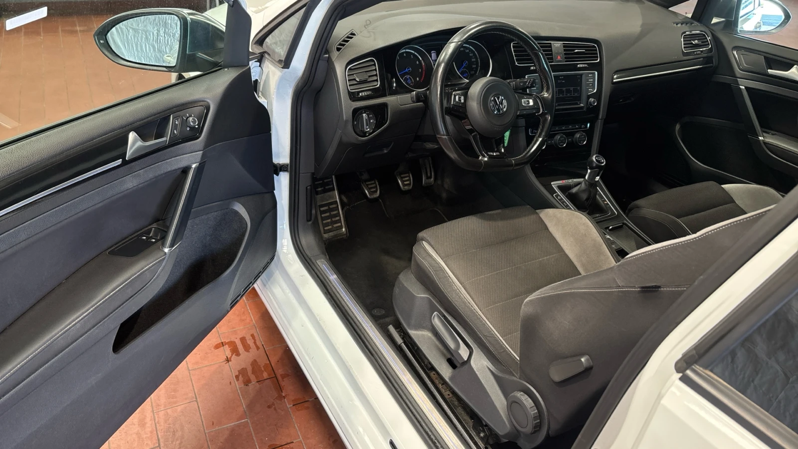 VW Rabbit R 4Motion BlueMotion Technology | Mobile.bg � ����������� 10