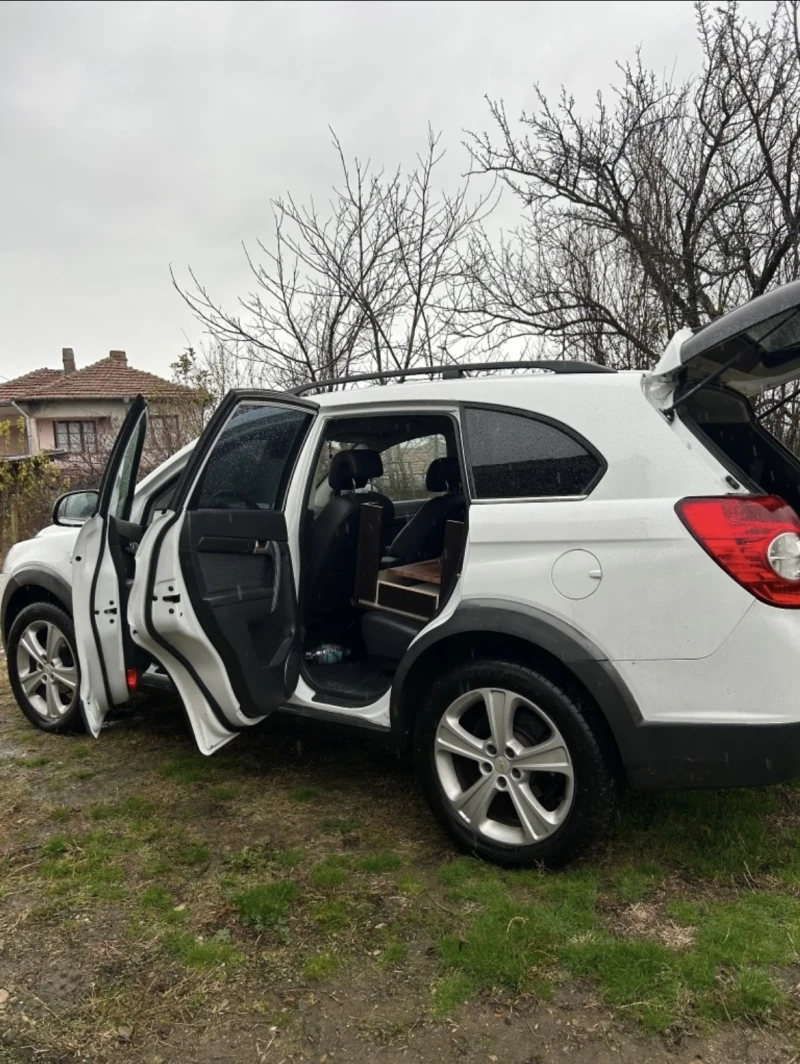 Chevrolet Captiva 2.2 D 16v, снимка 5 - Автомобили и джипове - 49344578