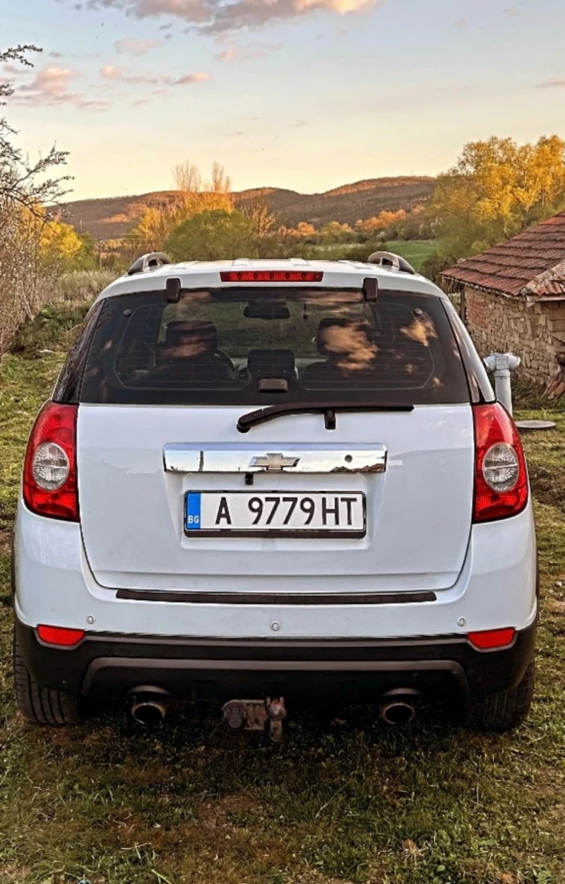 Chevrolet Captiva 2.2 D 16v, снимка 4 - Автомобили и джипове - 49344578