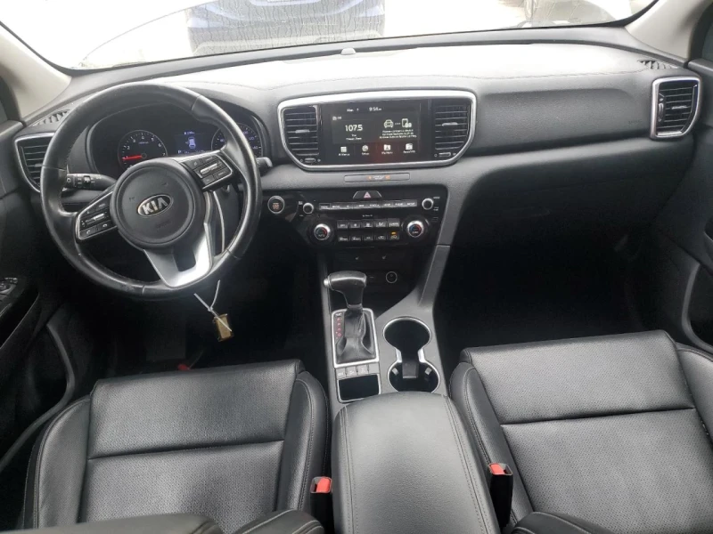 Kia Sportage, снимка 8 - Автомобили и джипове - 49547680