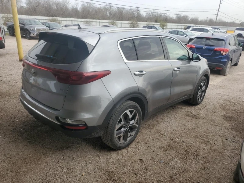 Kia Sportage, снимка 3 - Автомобили и джипове - 49547680