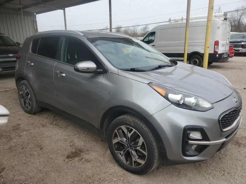 Kia Sportage, снимка 4 - Автомобили и джипове - 49547680