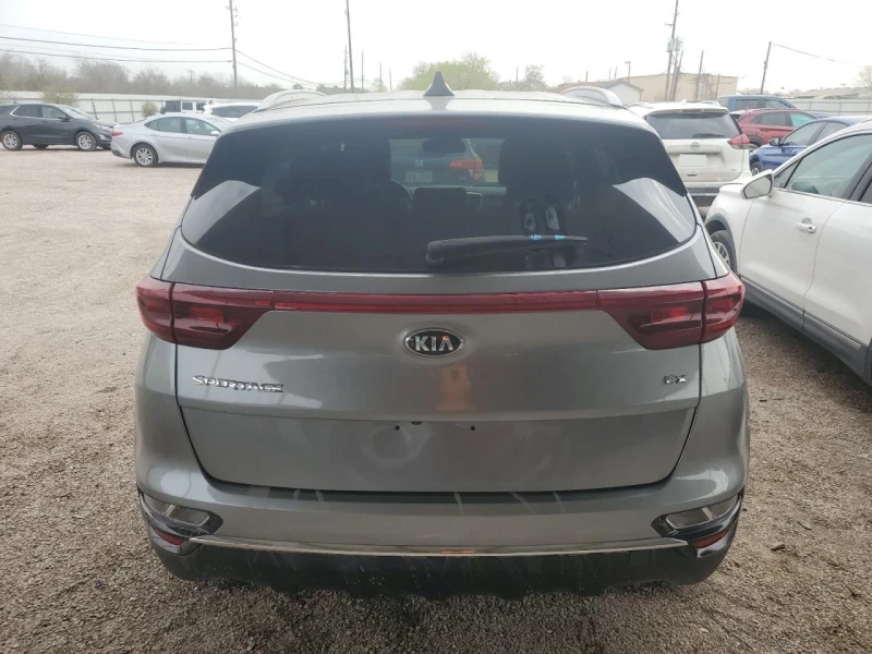 Kia Sportage, снимка 6 - Автомобили и джипове - 49547680