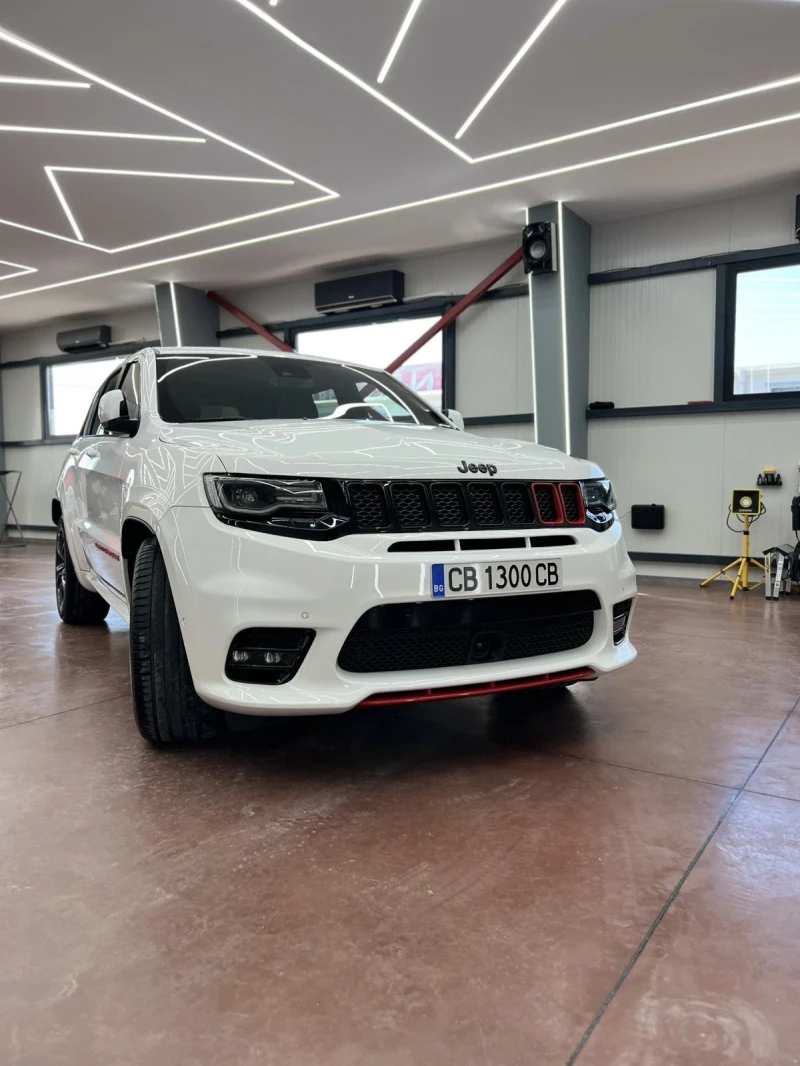 Jeep Grand cherokee SRT, снимка 3 - Автомобили и джипове - 51469613