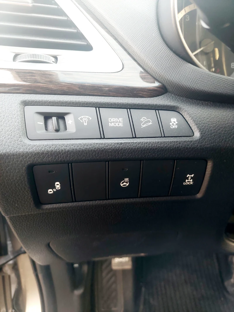 Hyundai Santa fe Santa FE 2.4GDI AWD Facelift , снимка 10 - Автомобили и джипове - 51659825