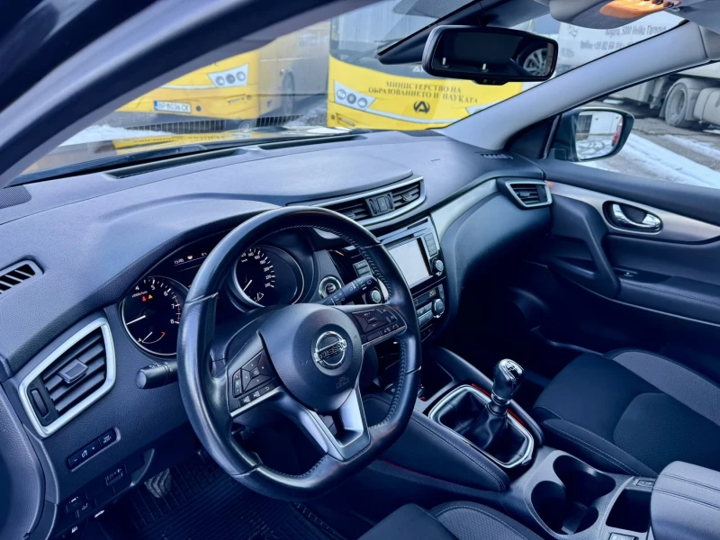 Nissan Qashqai 1.3DIG-T TEKNA , снимка 13 - Автомобили и джипове - 52914232