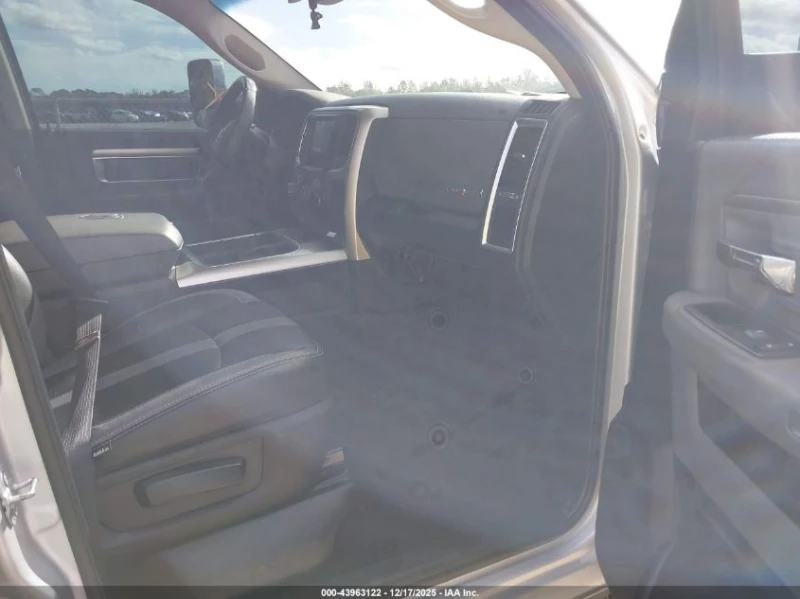 Dodge RAM 1500 3l Lone Star, снимка 5 - Автомобили и джипове - 53374848