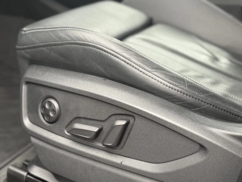 Audi Q5 Premium Plus S Line* АвтоКредит* (Цена до БГ) , снимка 8 - Автомобили и джипове - 53376685