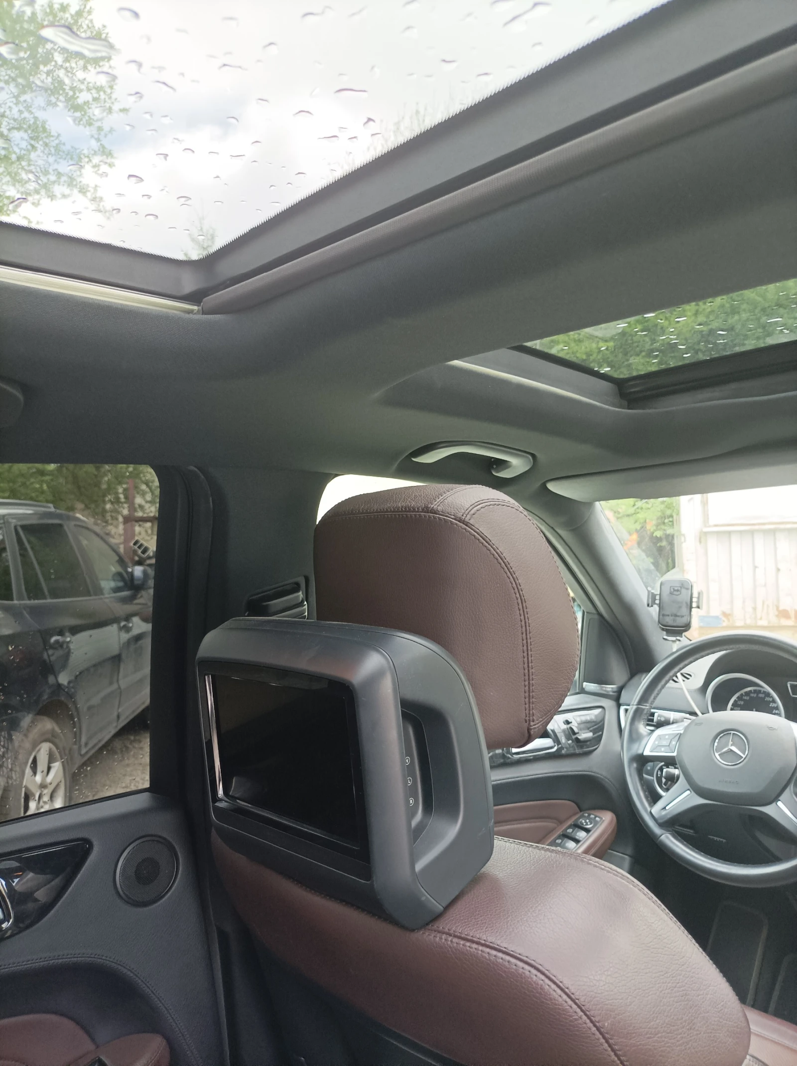 Mercedes-Benz ML 350  - изображение 9