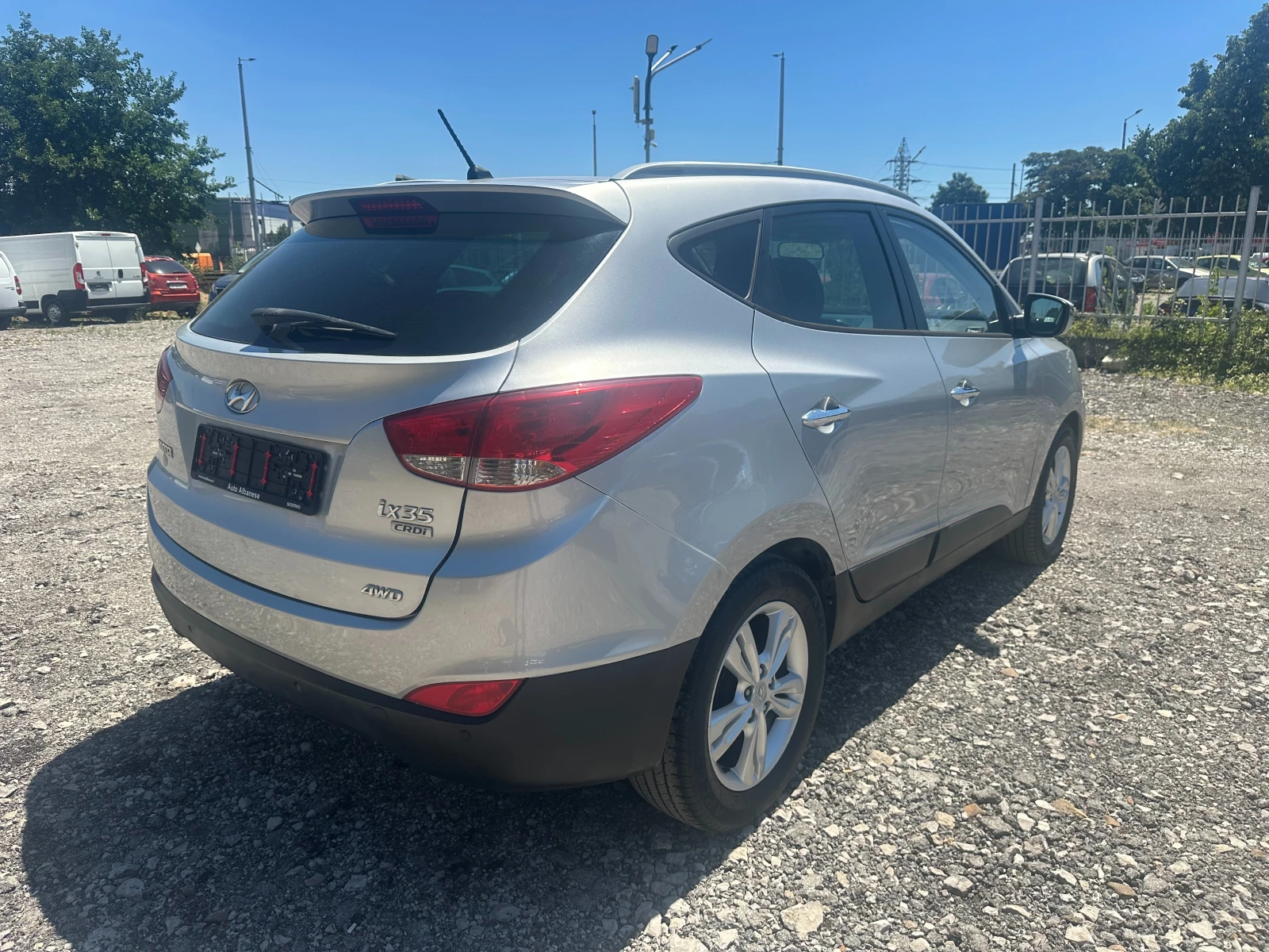 Hyundai IX35 2.0CRDI 136kc 4x4 ITALIA - изображение 3