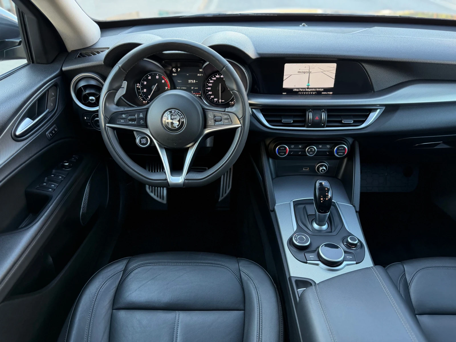 Alfa Romeo Stelvio 2.0 First Edition Q4 Внос Швейцария - изображение 9