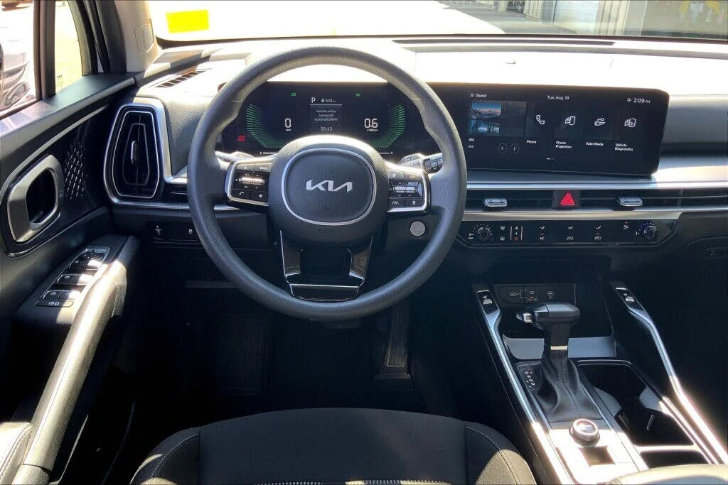 Kia Sorento LX* 7-местен* 4X4* Дистроник* Подгрев* Камера*  - изображение 7