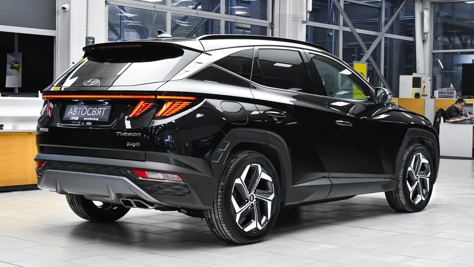 Hyundai Tucson 1.6 T-GDi PREMIUM Plug-in Hybrid 4x4 Automatic - изображение 6