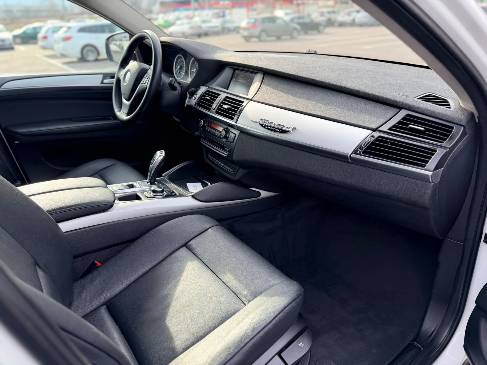 BMW X6 3.0d Лизинг през Уникредит по220евро, снимка 11 - Автомобили и джипове - 53709999