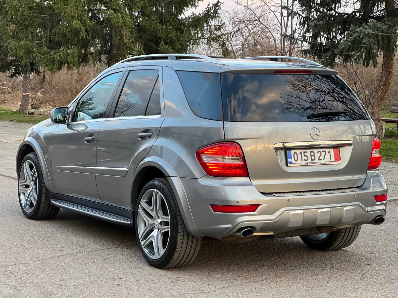 Mercedes-Benz ML 350 AMG PACK, снимка 4 - Автомобили и джипове - 53849899